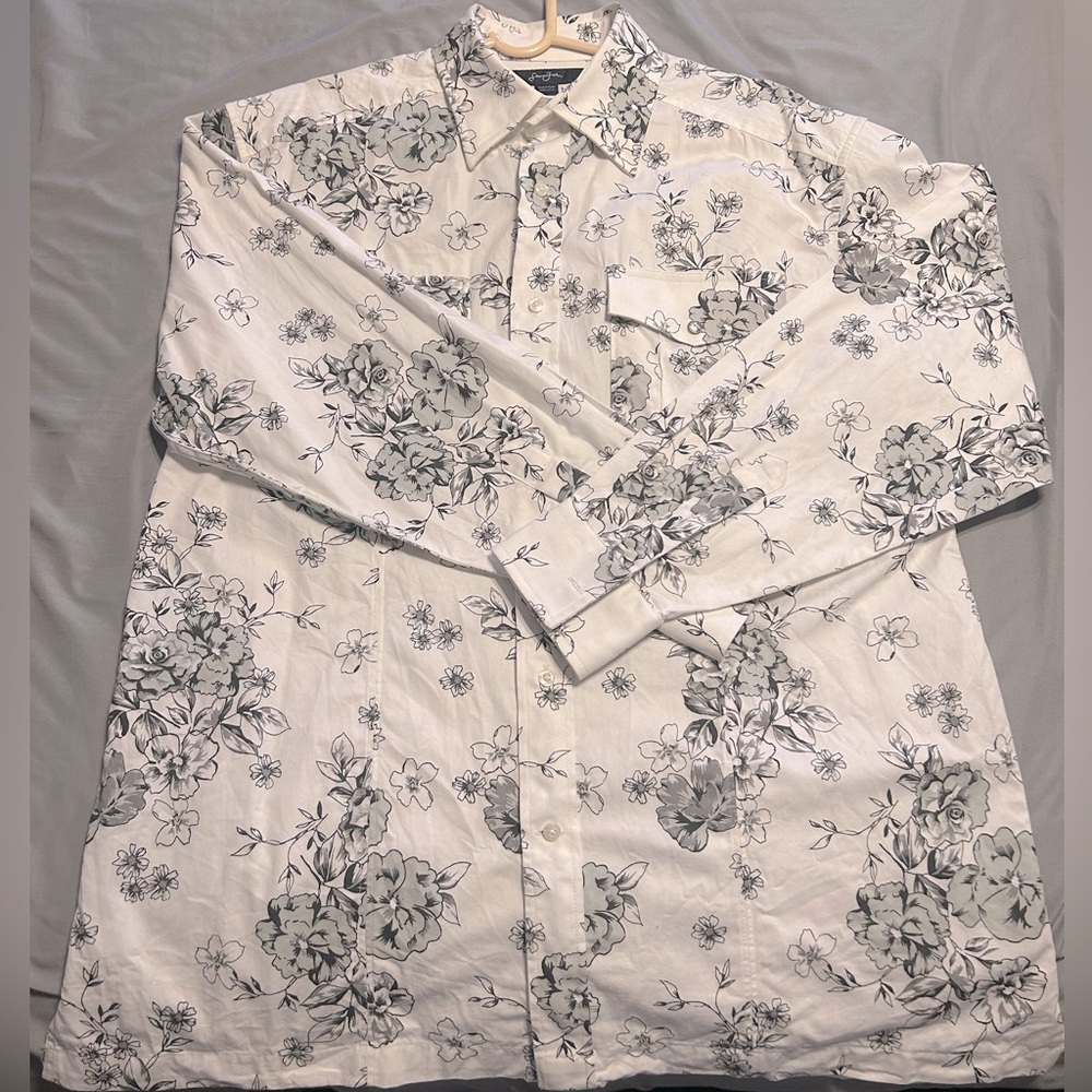Sean John vintage 2000’s white floral dress shirt
